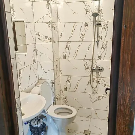 Rimovata Kashta * Leshten